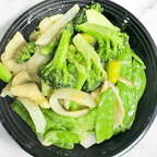 Best Thai Green Curry Chicken or Tofu in Ludlow, MA