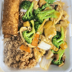 Best Chicken w. Mixed Vegetable (Dinner Size) in Ludlow, MA