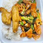 Best Szechuan Chicken (Dinner Size) in Ludlow, MA